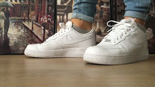 white air force ones with jeans