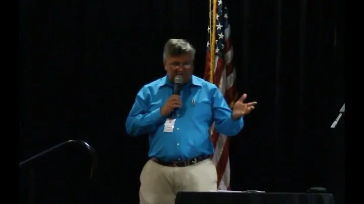 Gary Fannin speaking at JFK Assassination Conferen...