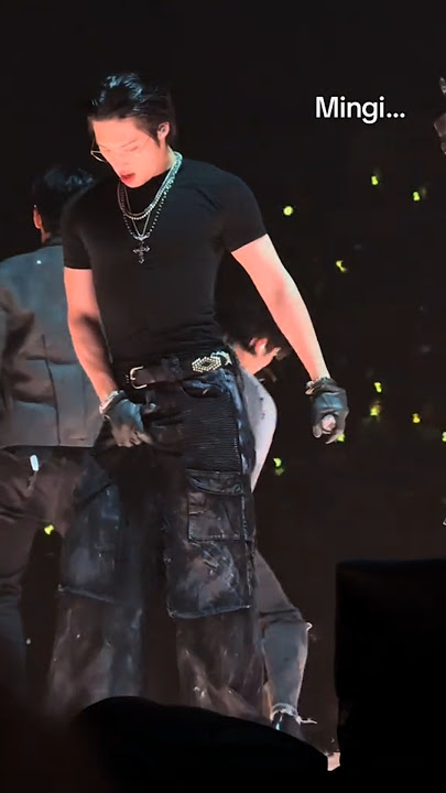 him and his 2 mics 🥰 #mingi #songmingi #ateez #ateezmingi #kpop #fyp #foryou #trending #anity