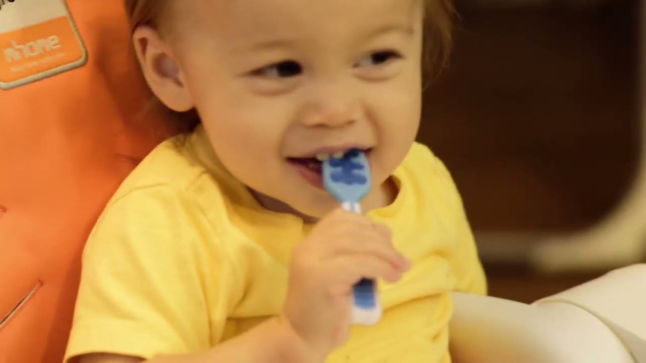 Amazon NumNum Pre Spoon GOOtensils   Baby Spoon Set Stage 1 + Stage 2   BPA Free Silicone Self