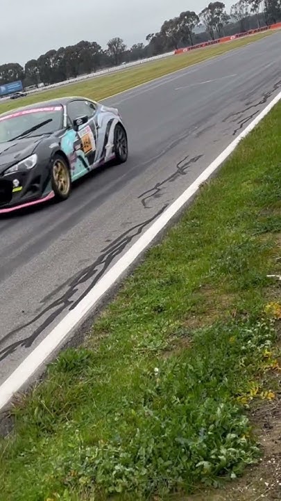 Straight piped 86 #flyby #gt86 #brz #motorsport #racing YouTube Straight piped 86 #flyby #gt86 #brz #motorsport #racing YouTube