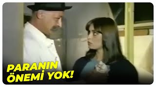 Evde Gül Gibi Karın Varken! | Olmaz Olsun - Ferdi Tayfur Eski Türk Filmi Resimi