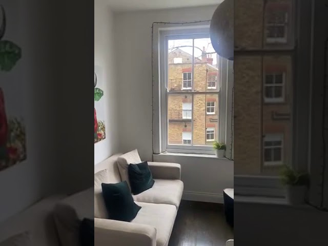 Video 1: Shared living area with two large windows to the communal garden
