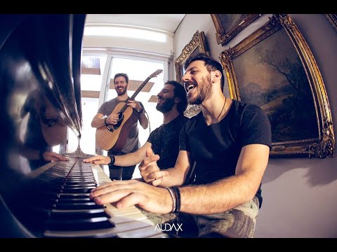 Audax Music | Flying (Acoustic Version)