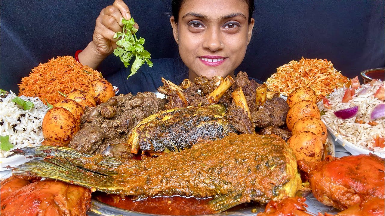 Fish Leg Curry Chicken Leg Curry Mutton Curry Chicken Liver Curry Egg Fried Rice Biryani Jira Rice