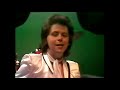 Capture de la vidéo The Glitter Band - People Like You And People Like Me ( Avro Top Pop 1976 Stereo  )