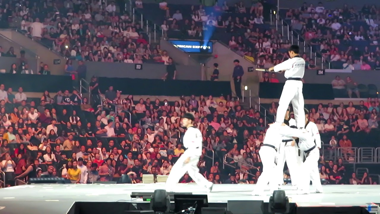 KCON18LA Concert Day 1 - Taekwondo preshow