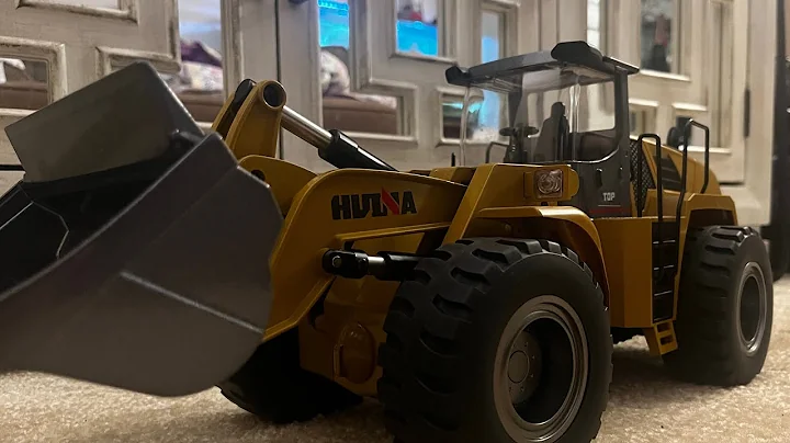 HUINA RC WHEEL LOADER 1583 UNBOXING 2023 ￼ model 1:14 metal