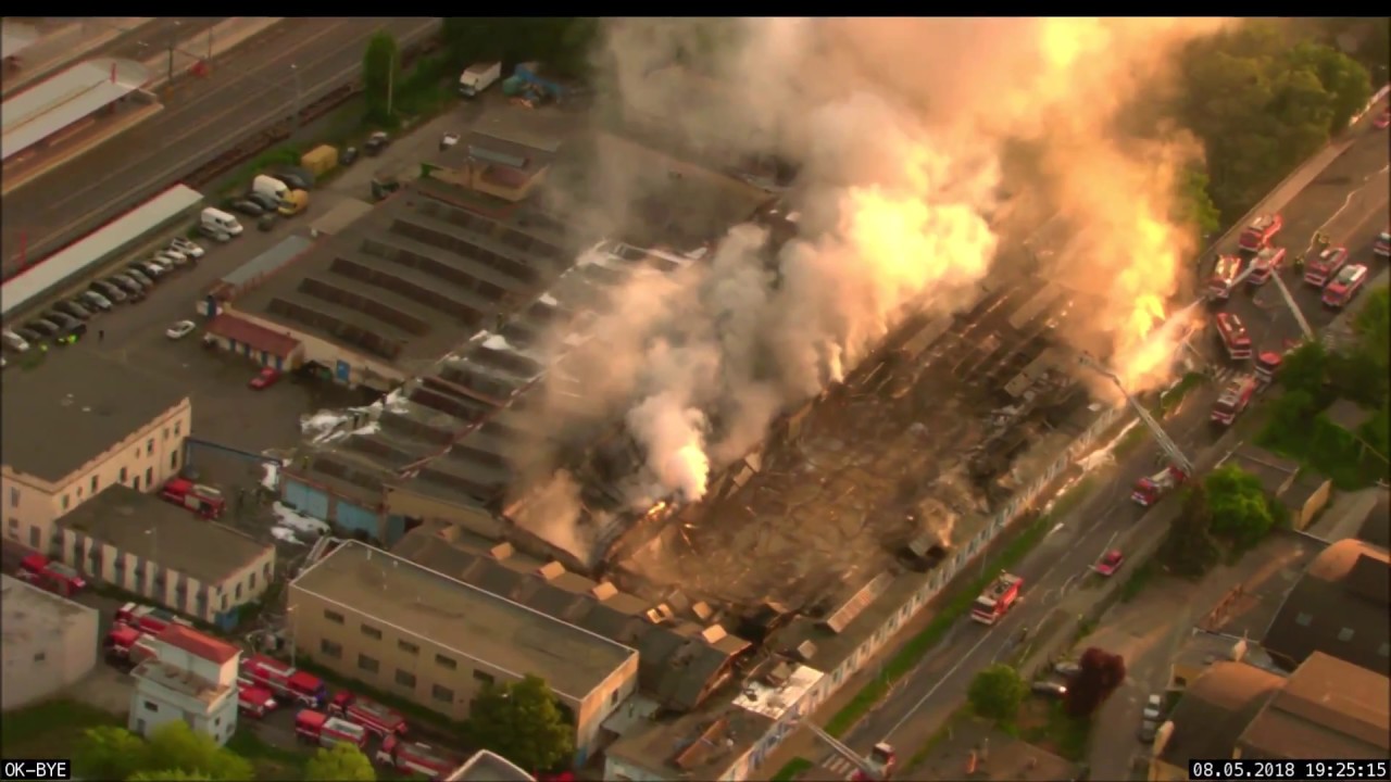 Policie ČR: Likvidace Požáru - Praha 8. 5. 2018