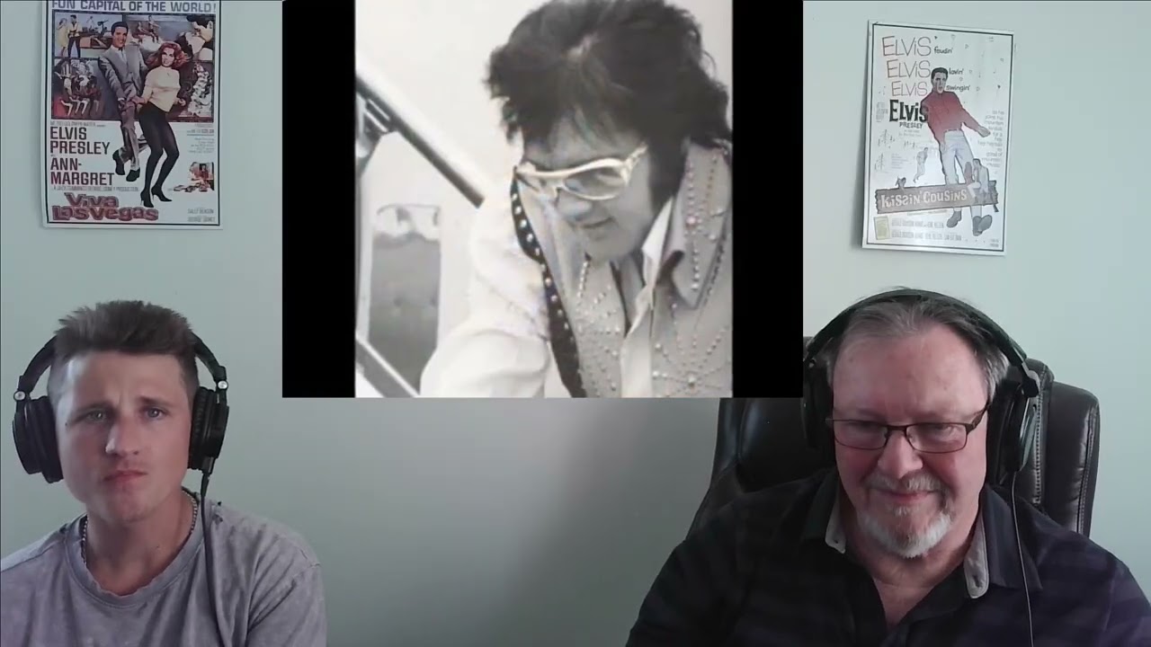 REACTING TO SOME ELVIS BLUES, RECONSIDER BABY. FIRST TIME HEARING THIS SONG.
