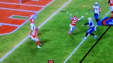 Marcus Mariota throws TD to HIMSELF!