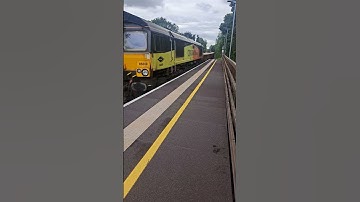 Colas Rail Freight class 66 passing Appleford 66849 24/7/23 #shorts