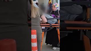 Bursada Çi̇ğ Köfte Faci̇asi