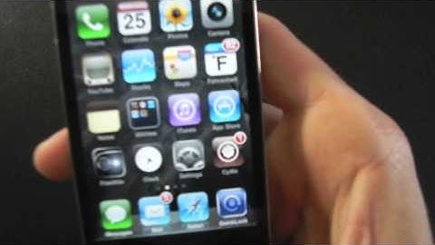 Live Clock On iPhone iPod  Springboard Cydia Tweak