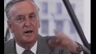 Sir Joh Kicks Reporter Out Of His Office (1988)