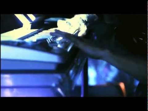 The Bloody Beetroots Ft Greta Svabo - Chronicles Of Fallen Love (with LYRICS)