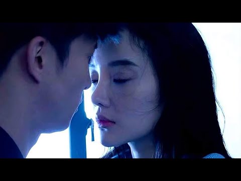 李小璐在浴室的一场吻戏，当这幕播出后，值得观众回味20遍！ Youtube 