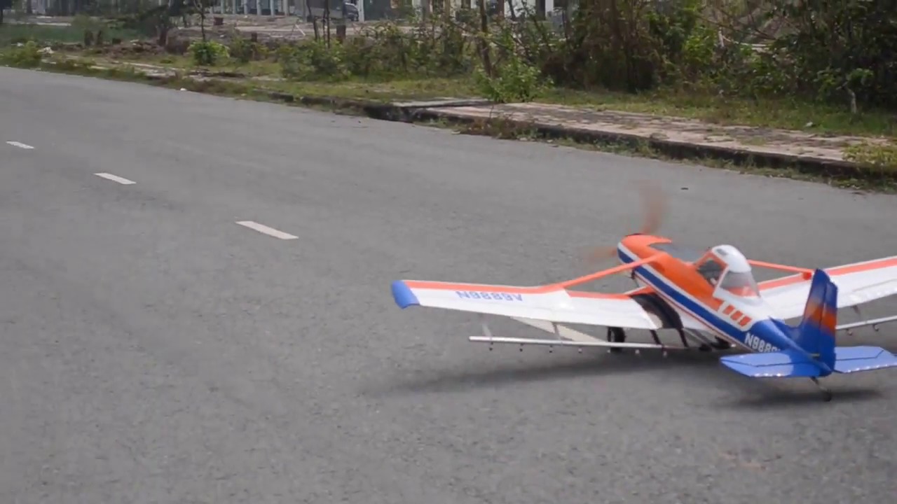 FIRST TESTING SPRAY BAR FOR SEAGULL CESSNA 188 (SMOKE)