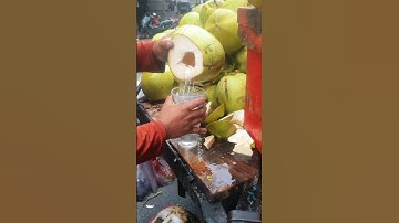 Extreme Coconut Cutting Competition!