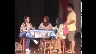 Teater Muzikal   Garis garis Pelangi (UPSI)