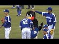 2018.05.02 マスコット慣れしてる中日の選手たち。