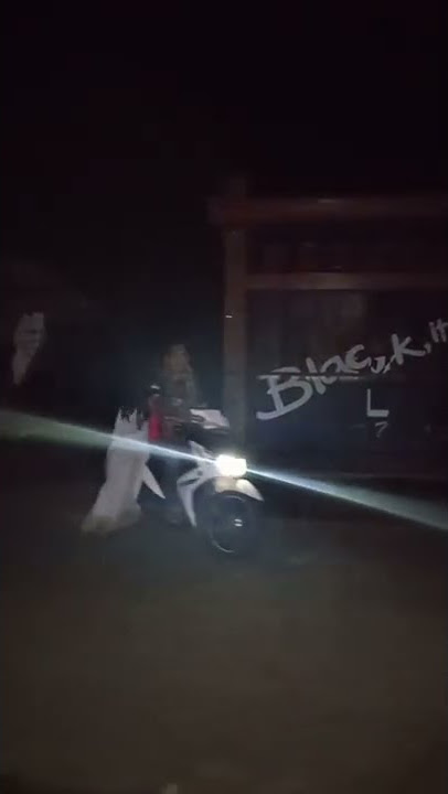 penampakan hantu terseram dan jelas || kuntilanak di bonceng motor