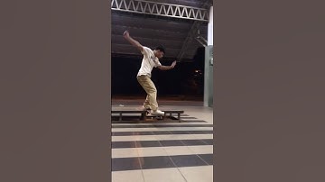 Bs noseslide big spin out💨 #skate #skateboarding #sketch