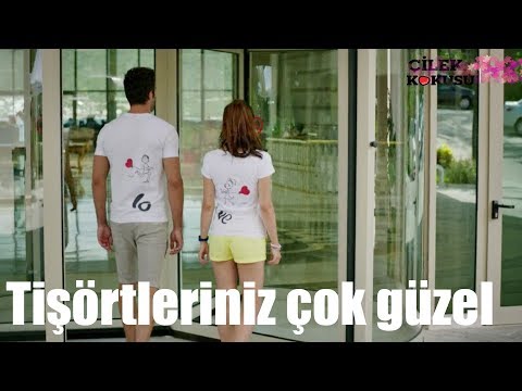 Çilek Kokusu - Tişörtleriniz Çok Güzel