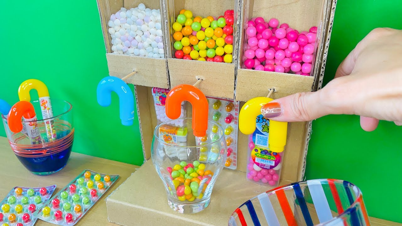 Let's make a cardboard work 