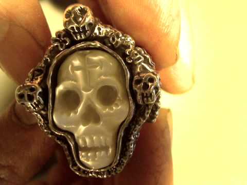 Diego's Skull Ring By RXVrings