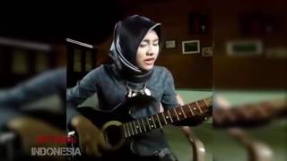 Download Lagu Subhanallah !!! Cewek Jilbab Cantik Nyanyi Lagu ST12 SUARA EMAS DAHSYAT MP3
