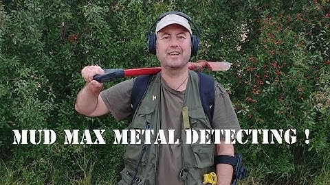 Metal Detecting - Out on the fields - Mars Gauss & 7 Inch coil.