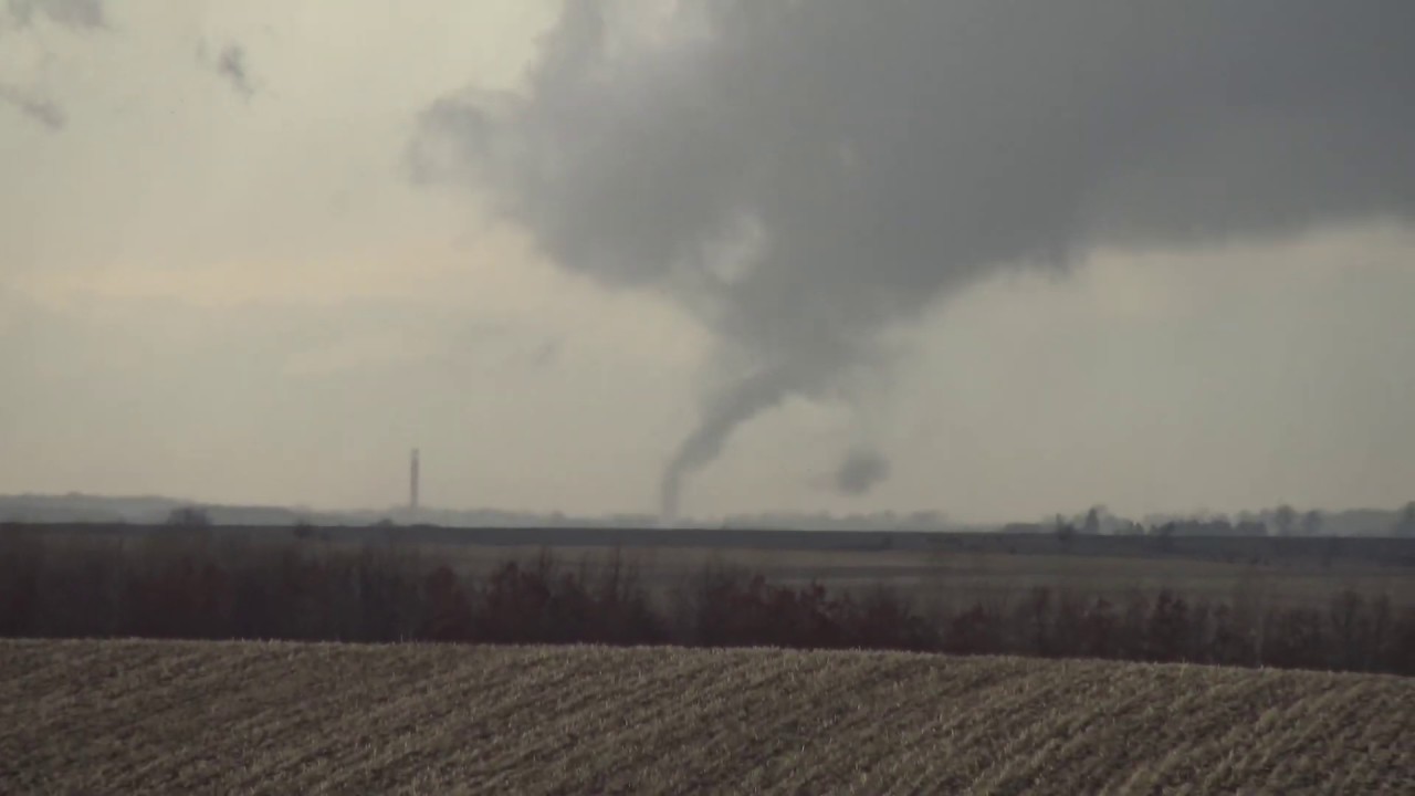 CONE TORNADO intercepted north of Newton, IOWA - YouTube