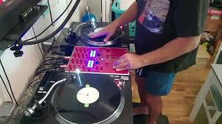 Sunday Funday Scratch Practice- Bringing Home That Sexy Beat From Kitty Kutz-tried portable mirror