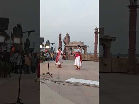 नामों घाट पर 💃💃 खूबसूरत नृत्य 💃😊#shorts #short #subscribe #viral #viralshorts #viralshort