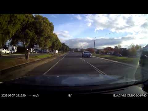 Driving to Mitta Mitta, Victoria #australia #dashcam #roadtrip #drivingtour #ruralaustralia