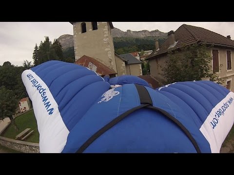 GIANT Slalom - Wingsuit fly