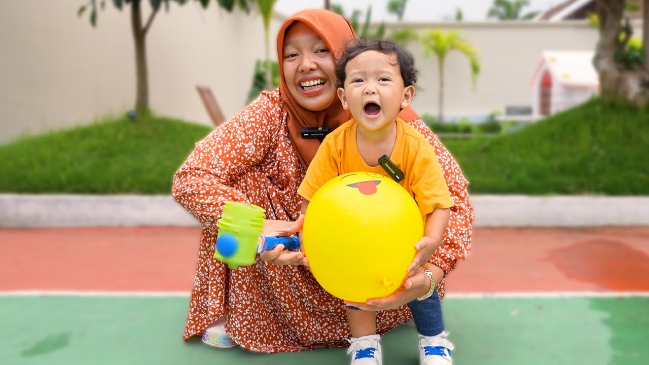 ARACELLI MELETUSKAN BALON SAMBIL BELAJAR WARNA - Nursery Rhymes & Kids Songs