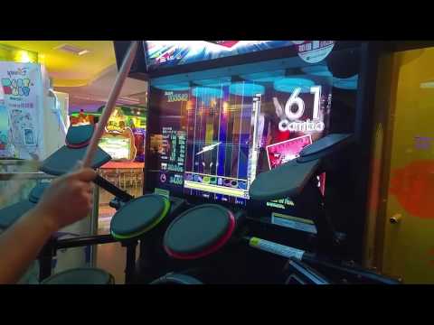 [GITADORA] Road of Resistance Advanced [DrumMania]