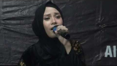 Hj. Wafiq Azizah -  SA