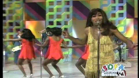 THE IKE & TINA TURNER REVUE- "Proud Mary" on The E...