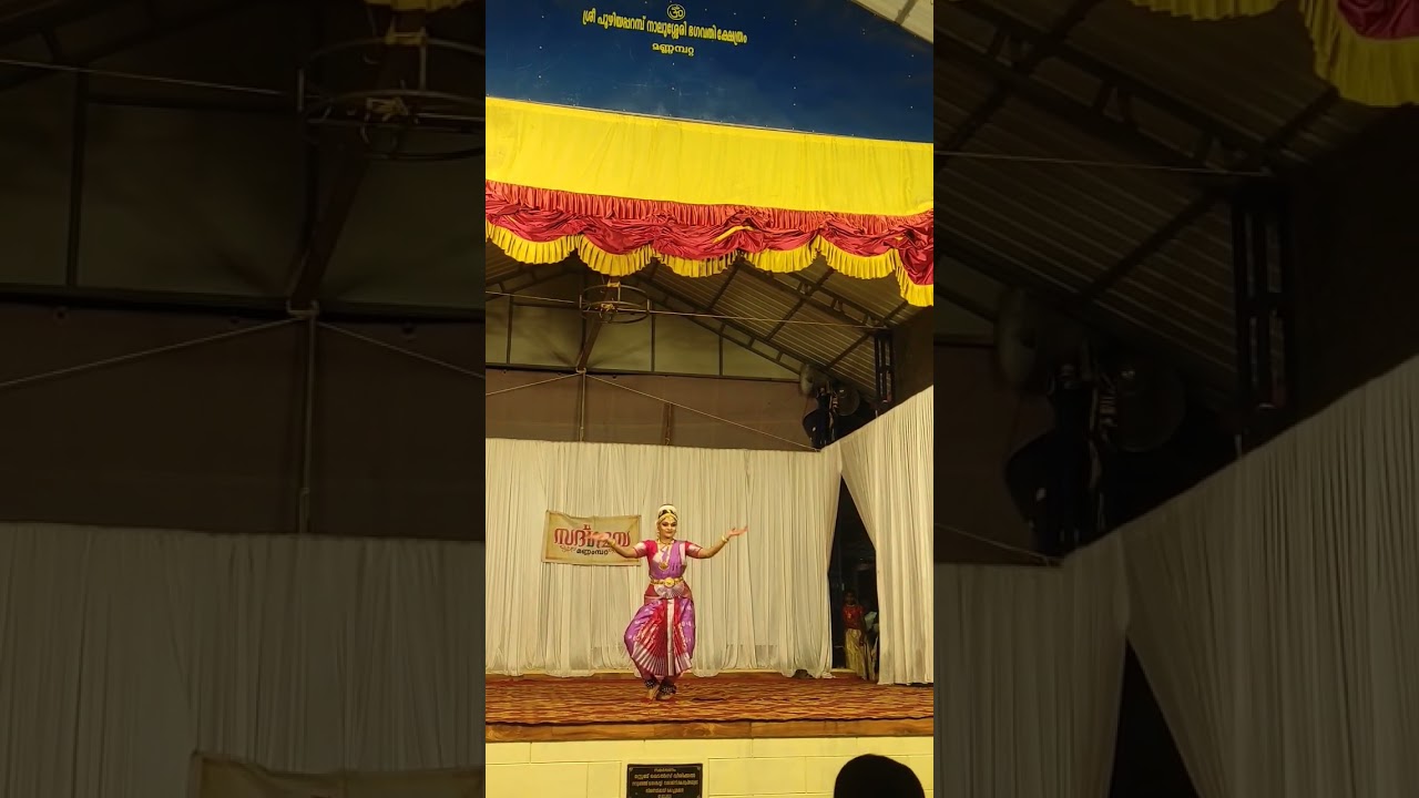 Ashtalakshmi Stotram Navratri Special#navratri#ashtalakshmistotram#devi#trending#dance