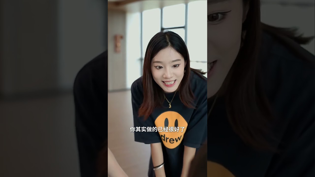 校园爆笑日常：美女闺蜜的那些事