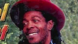 MICHAEL PROPHET ~ SUPER STAR & VERSION (ROOTS TRADITION) REGGAE