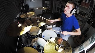 Ewan cunningham, 17 years old! i'm from falkirk, scotland.this is a
cover of "learn to fly" by foo fighters.filmed and edited me, audio on
cubase b...