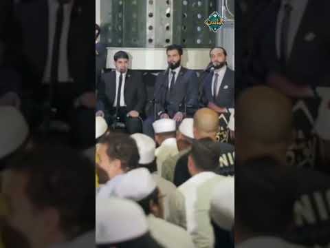 قمر قمر قمر سيدنا النبي وجميل وجميل وجميل سيدنا النبي وجميل