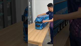 "Blue Chrome Beast: DAF XF Remember Yer Edition