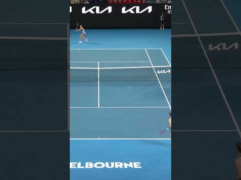 Elena Rybakina's BEAUTIFUL half-volley! 👌