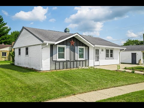 501 Fairlane Dr, Edinburgh, IN home video tour