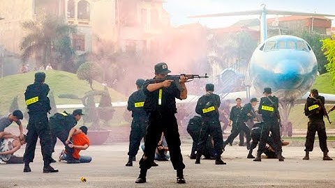 Biểu diễn võ thuật của CSCĐ - Đại hội Khoẻ Vì an ninh Tổ quốc năm 2015.